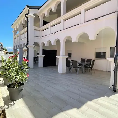 Appartement Apartmenthouse Ines Vir