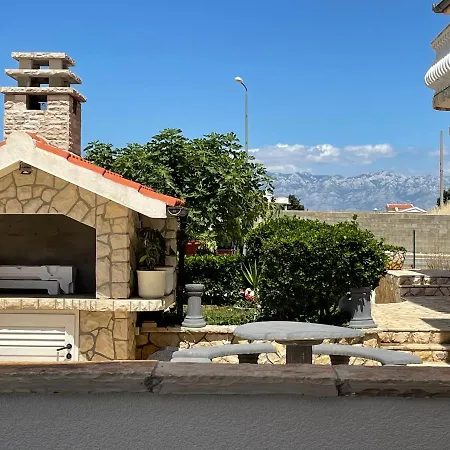 Apartmenthouse Ines * Vir