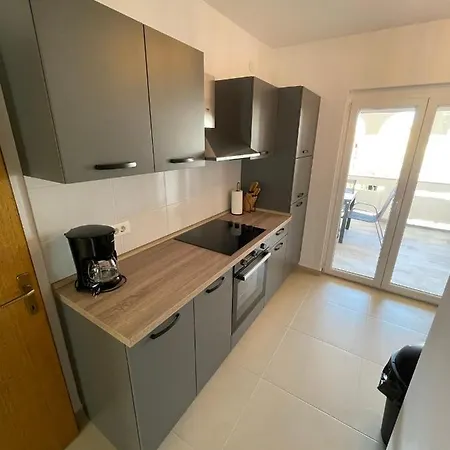Apartmenthouse Ines
