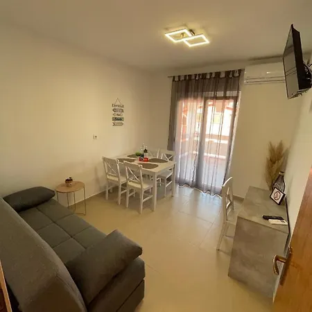 Apartmenthouse Ines Appartement *