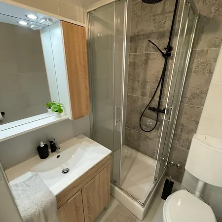 Apartmenthouse Ines Appartement Vir