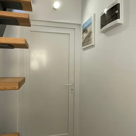 Apartmenthouse Ines Apartman Vir