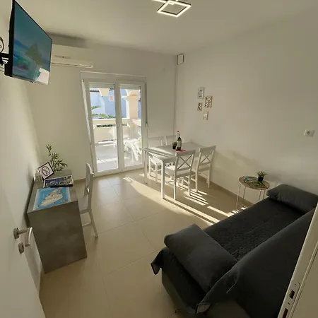 Apartmenthouse Ines Appartement *