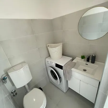 Apartmenthouse Ines
