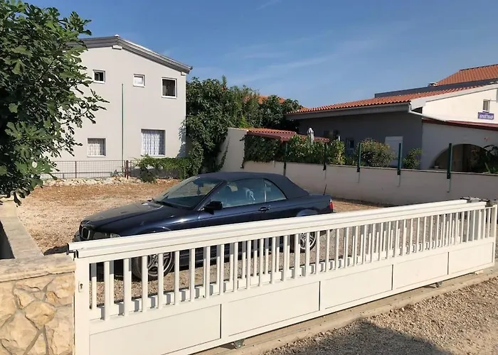Apartmenthouse Ines Apartman *