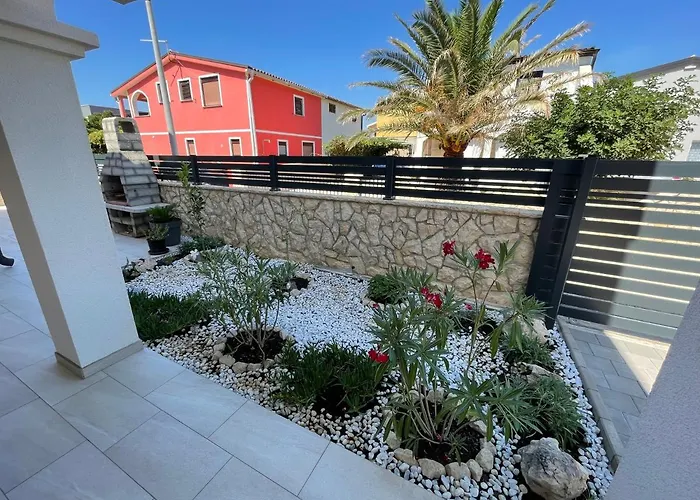 Apartman Apartmenthouse Ines