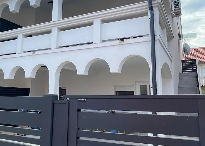 Apartmenthouse Ines