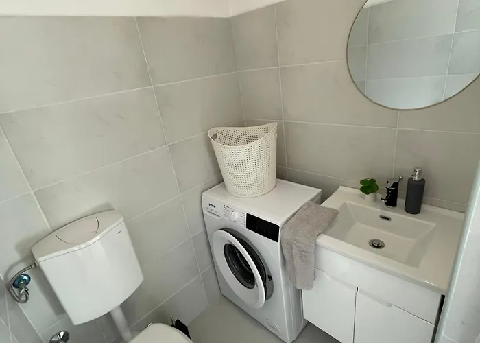 Apartmenthouse Ines