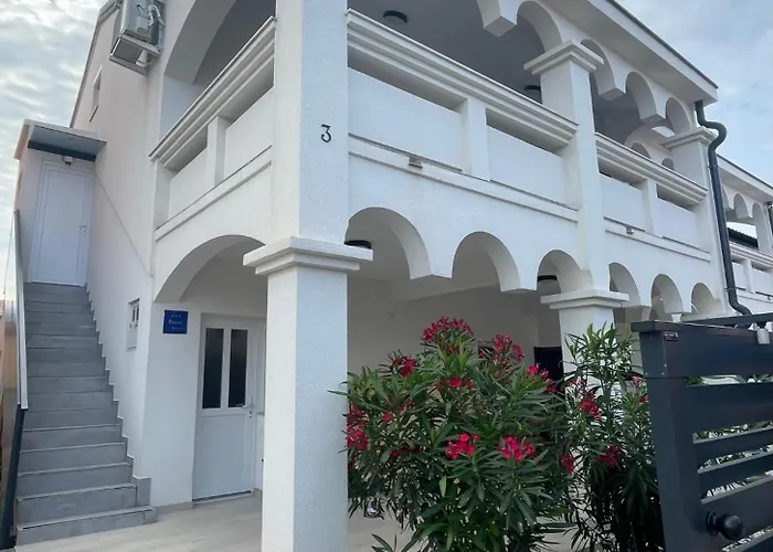 Apartmenthouse Ines * Vir