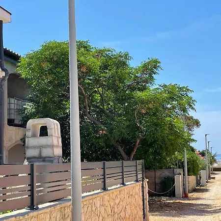 Apartmenthouse Ines