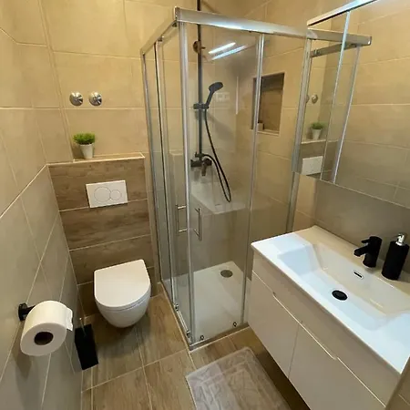 Apartment Apartmenthouse Ines *
