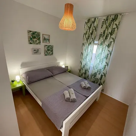 Apartmenthouse Ines * Vir