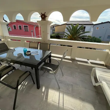 Apartmenthouse Ines Appartamento *