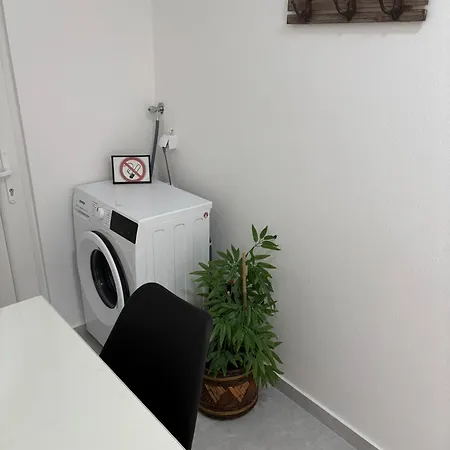 Apartment Apartmenthouse Ines
