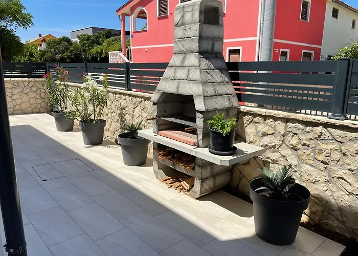 Apartment Apartmenthouse Ines *