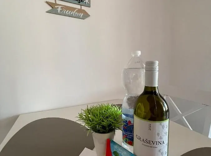 Apartmenthouse Ines * Vir