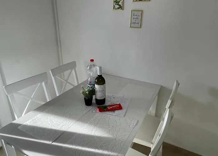 Apartmenthouse Ines
