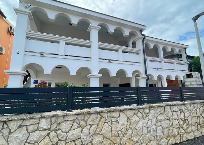 Apartmenthouse Ines